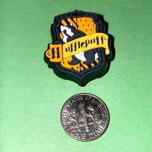 (10 for $15) Hufferpuff Flag Harry Potter Croc Charms